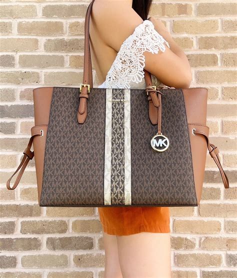 michael kors tote bag mal|Michael Kors free tote bag.